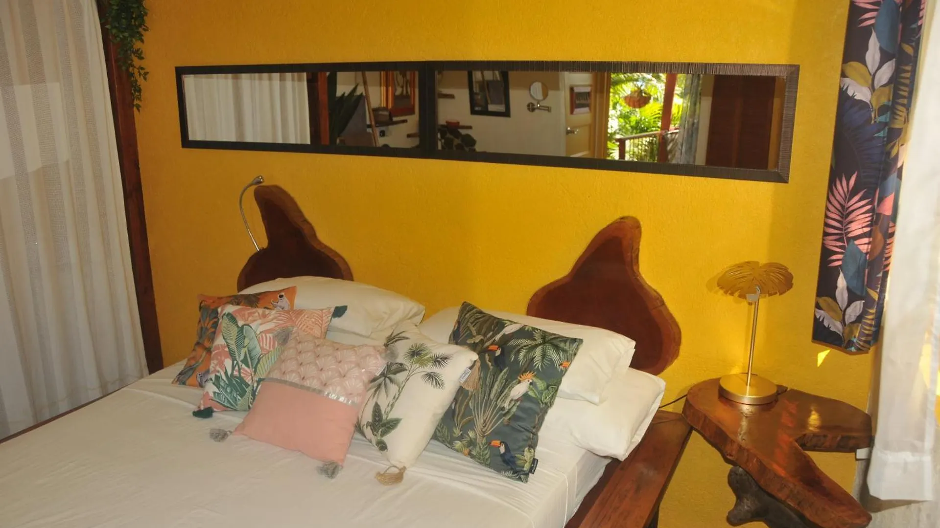 Mango Island Lodges Saint Joseph 3*,